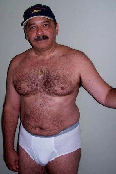 Wwe woman nude Indian saree pissing
